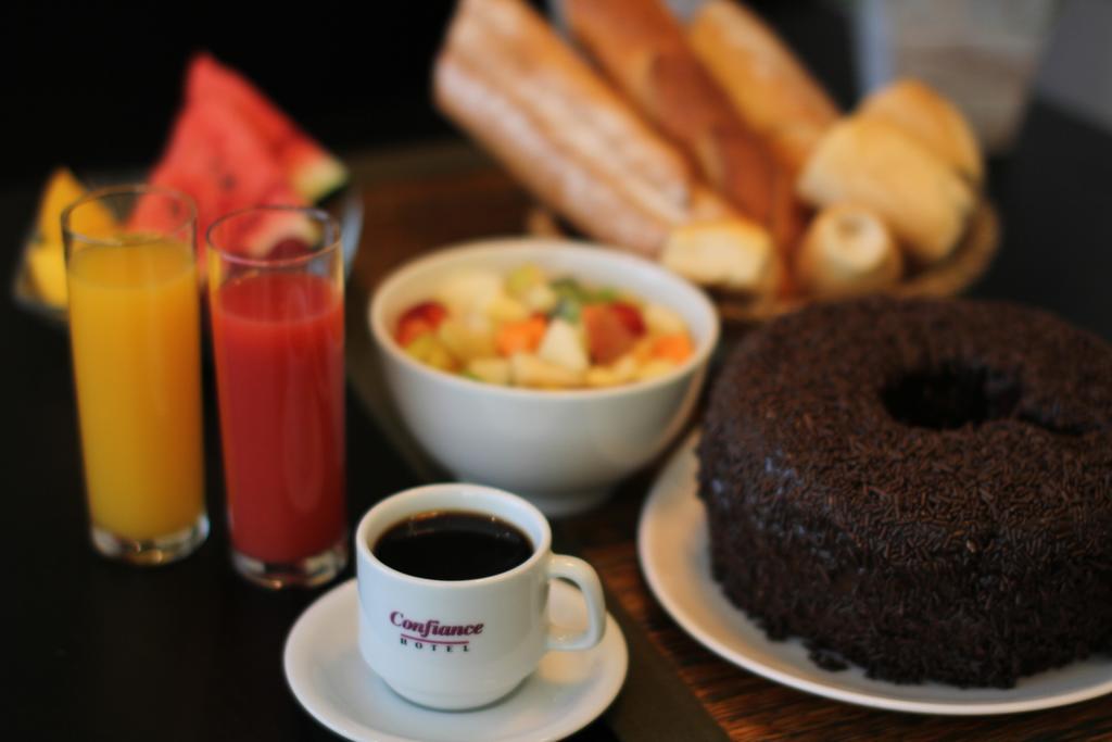 Hotel Confiance Prime Batel กูรีตีบา ภายนอก รูปภาพ
