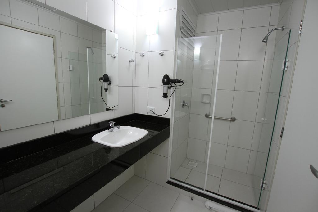 Hotel Confiance Prime Batel กูรีตีบา ภายนอก รูปภาพ